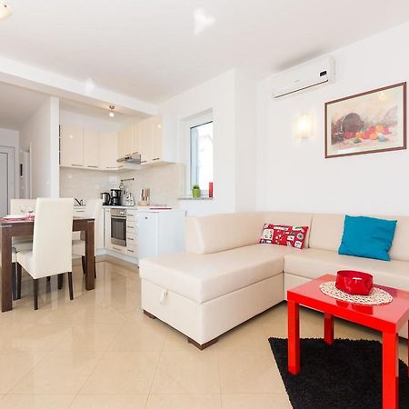 Apartments Josip Čižići Buitenkant foto