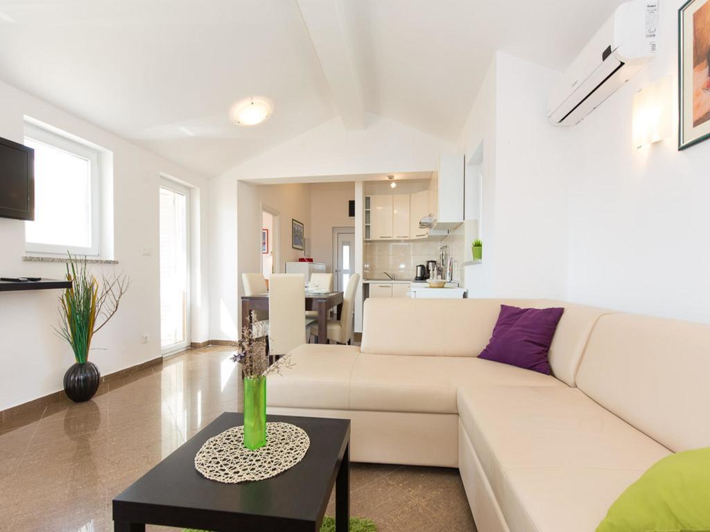 Apartments Josip Čižići Buitenkant foto