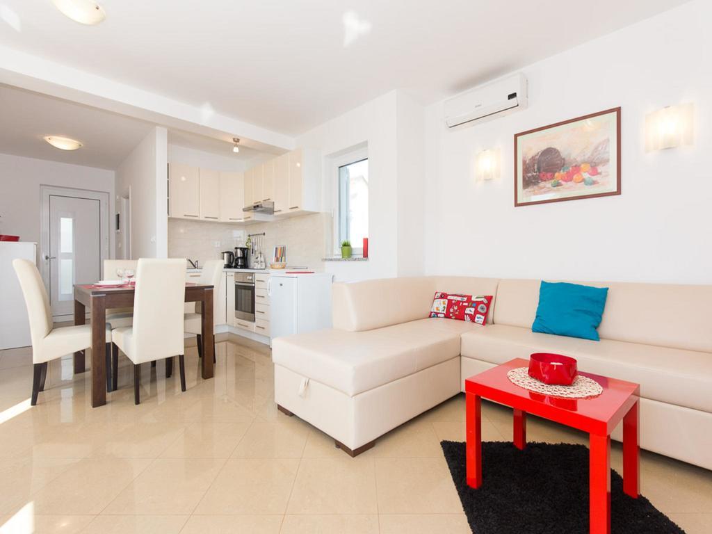 Apartments Josip Čižići Buitenkant foto