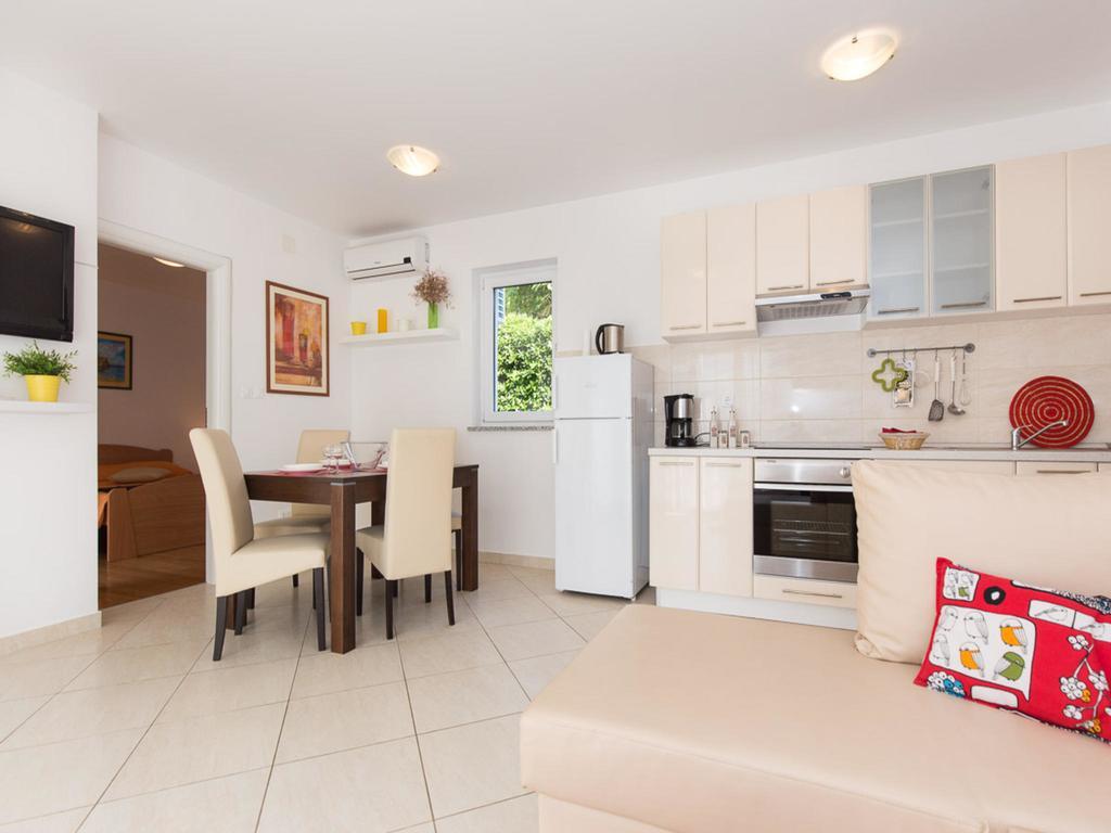 Apartments Josip Čižići Buitenkant foto